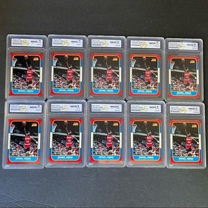 Fleer 1996-97 Michael Jordan Decade of Excellence #4 Card Bundle (10)